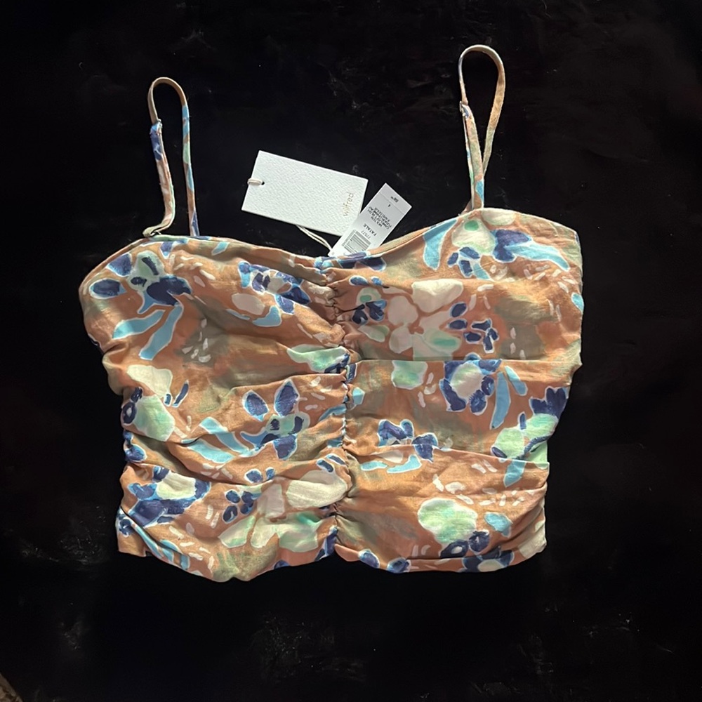 Aritzia Wilfred top. NEW with tags! Size 4